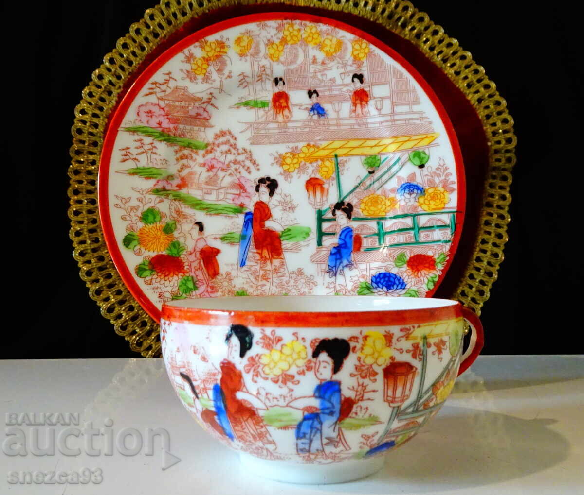 Ceașcă cu farfurie din porțelan japonez