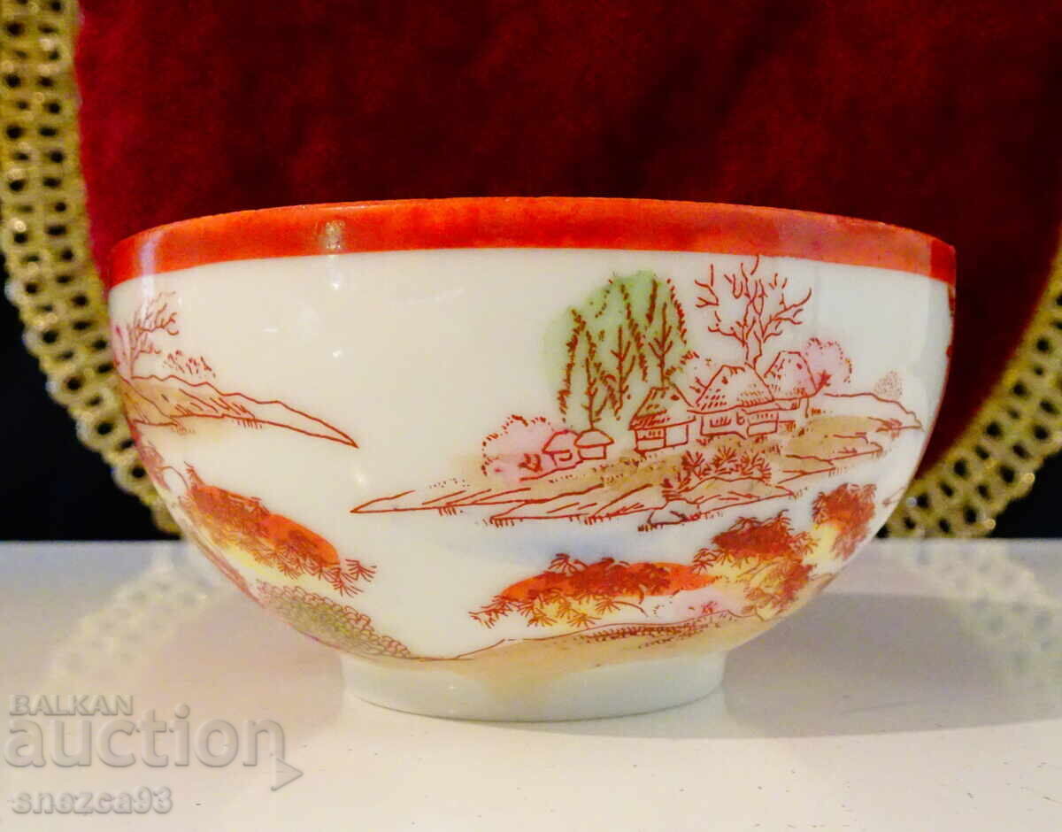 Licitație Ceașcă de porțelan japonez Kutani, coajă de ou