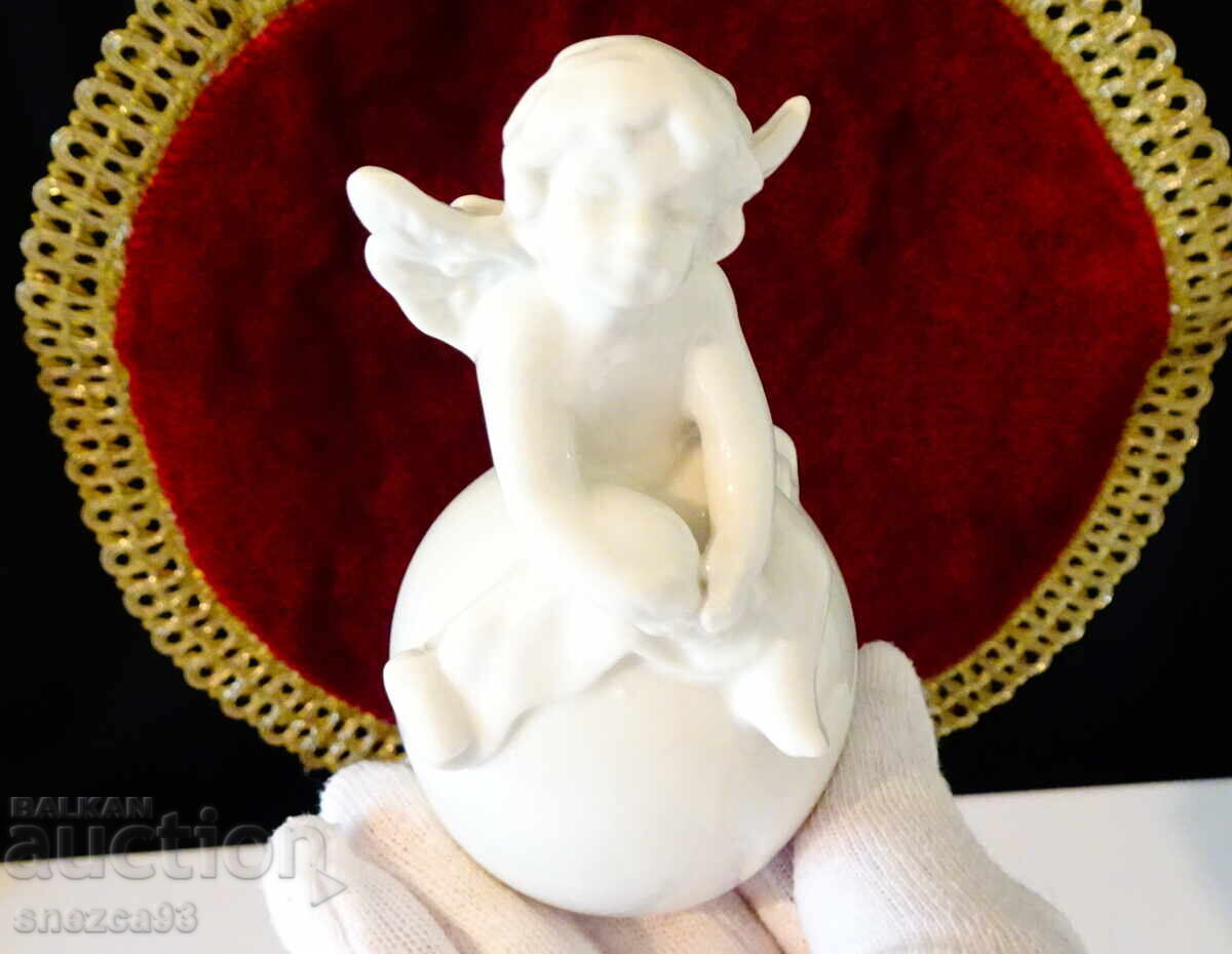 Порцеланова статуетка,фигура Ангел,Херувим. - 5