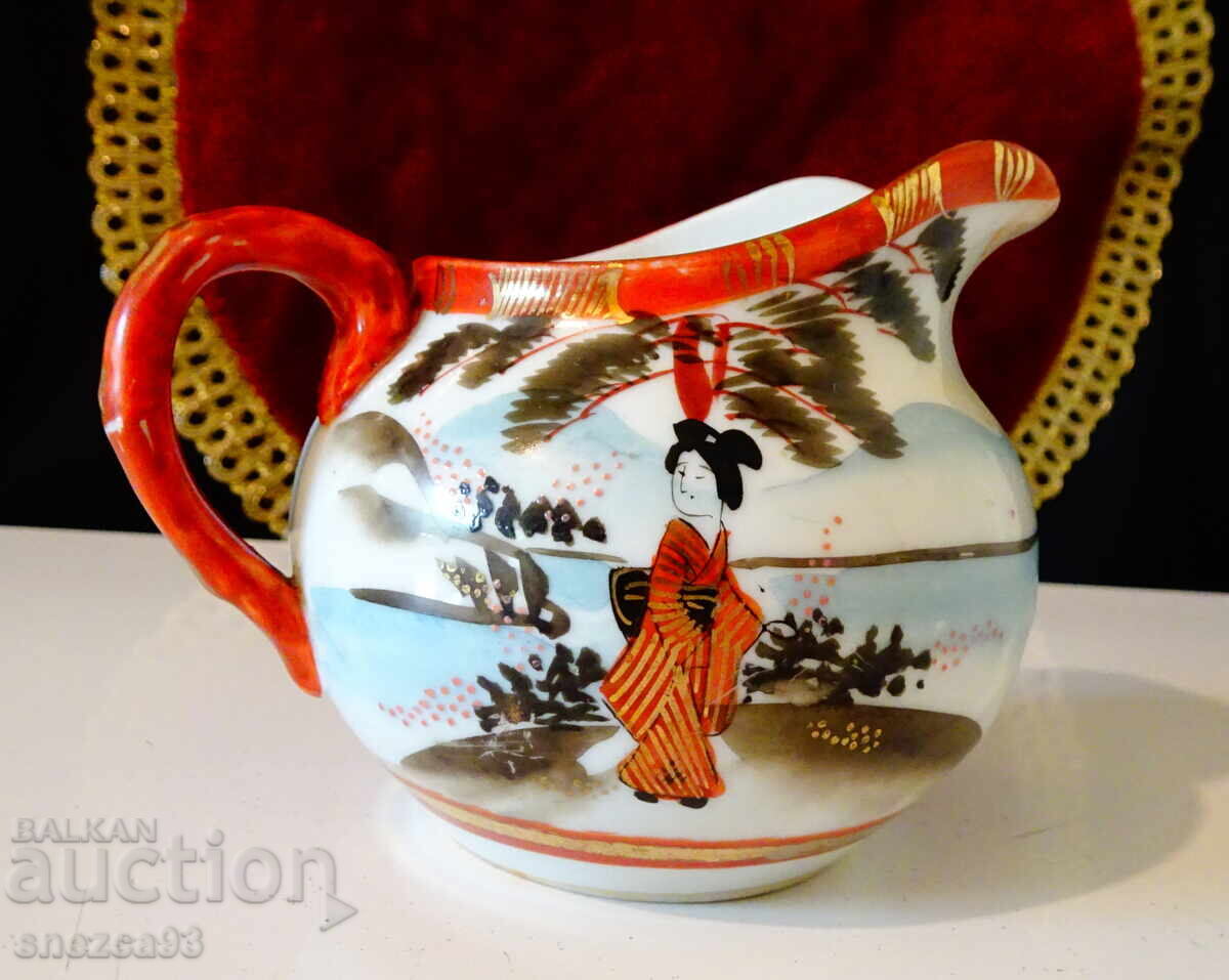 Δημοπρασία Κανά, κανατάκι ιαπωνικής πορσελάνης Kutani, χρυσός