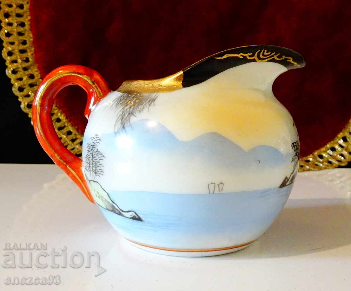 Δημοπρασία Κανά, κανάτα ιαπωνικής πορσελάνης Satsuma, χρυσός