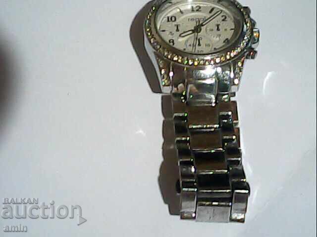 Auction  Beautiful Damask 4-watch REGAL, working, no battery