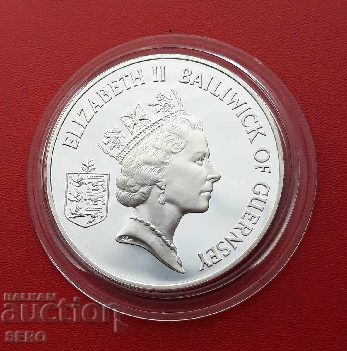 Доставка на Остров Гърнси-2 паунда 1995-50 г. от края на II-та св.война Доставка на Остров Гърнси-2 паунда 1995-50 г. от края на II-та св.война