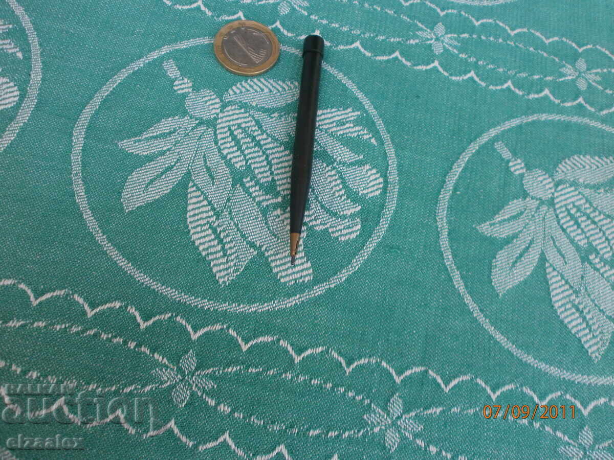 Стар молив с цена 20.00 лв. | € 10.23 Стар молив с цена 20.00 лв. | € 10.23