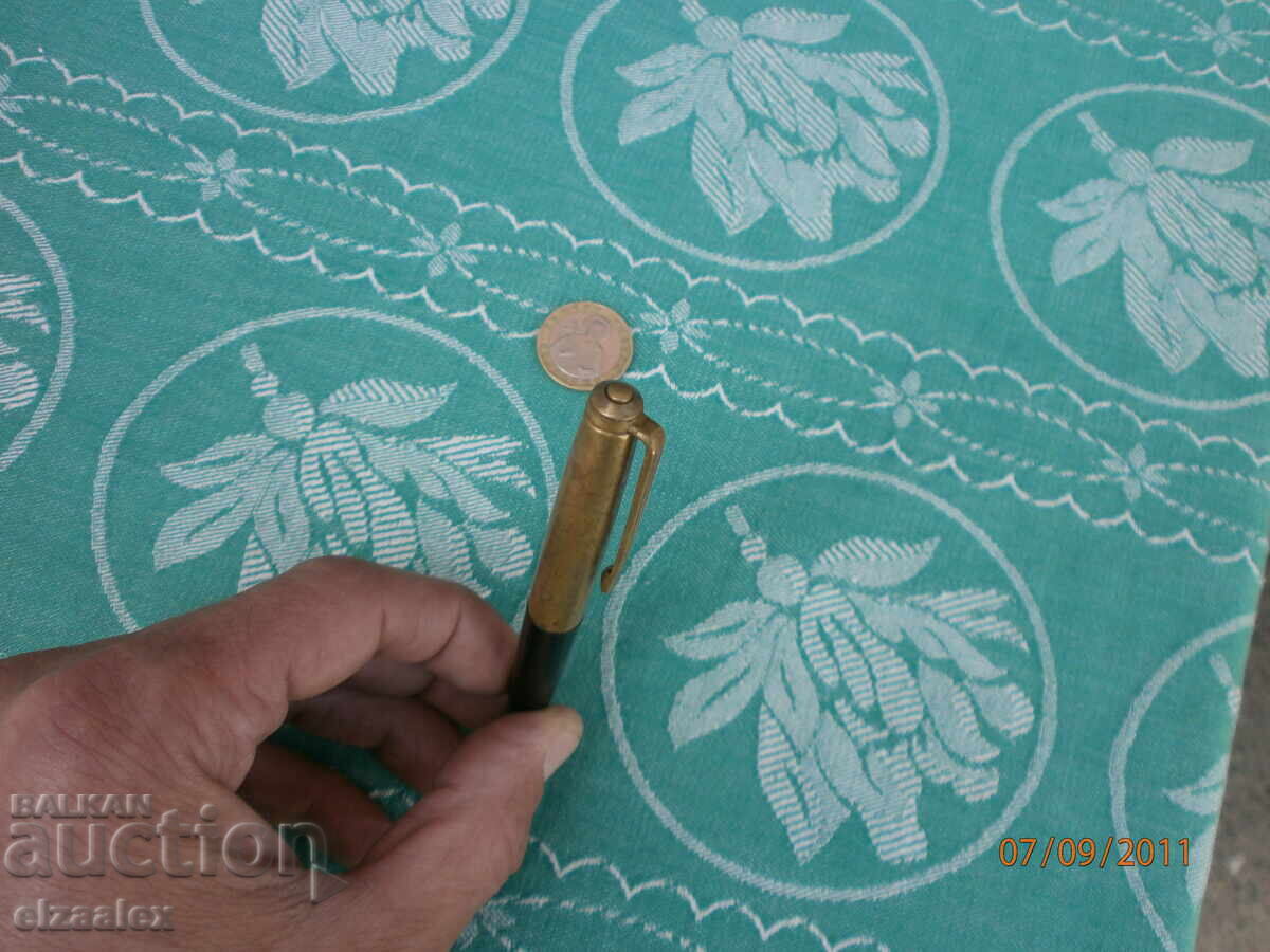 Old bronze pen - 5 Old bronze pen - 5