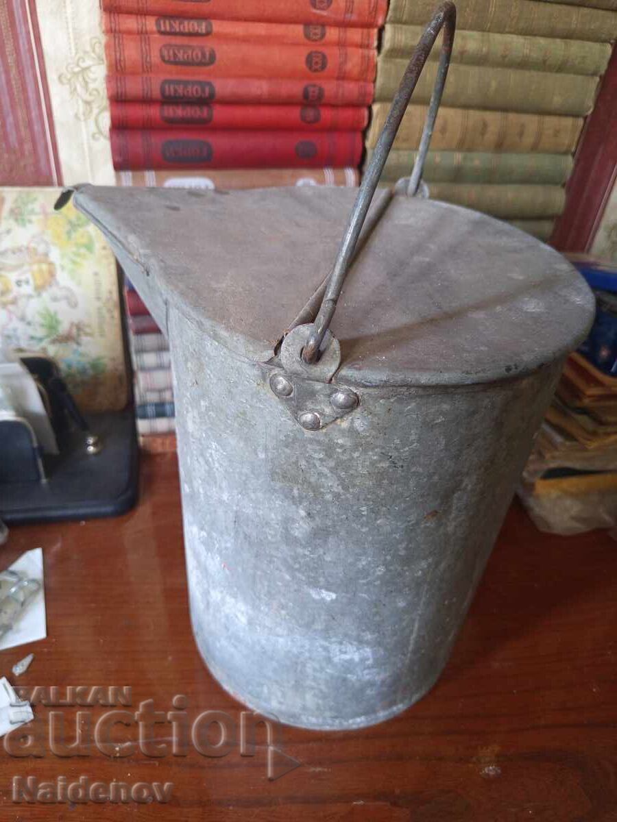 Голяма лейка Царска или ранен соц