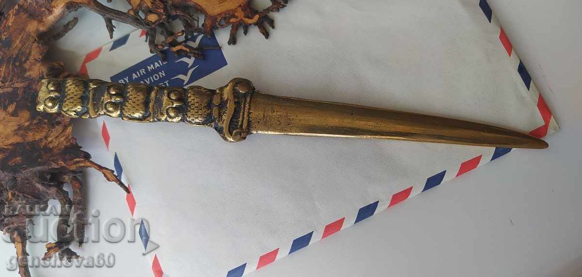 Античен,рядък нож за писма бронз,месинг с фигури на бухал