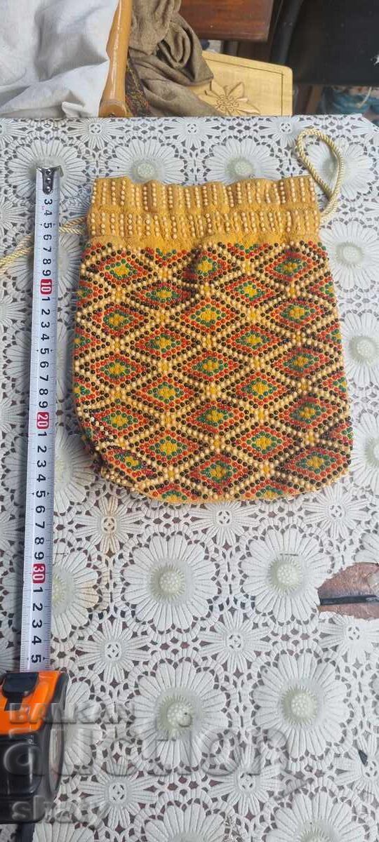 Стара манистена кисия.