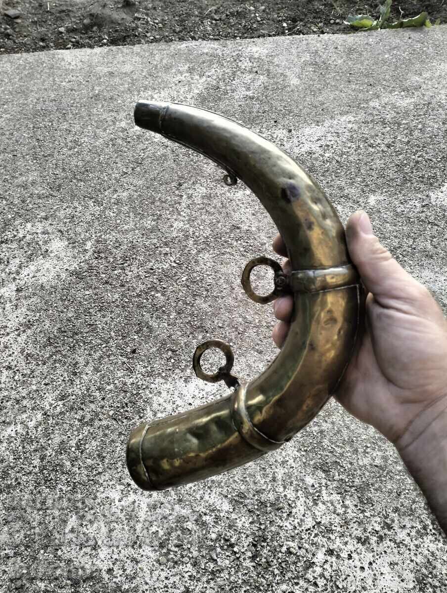 Licitație Mare butoiaș de alamă pentru praf de pușcă