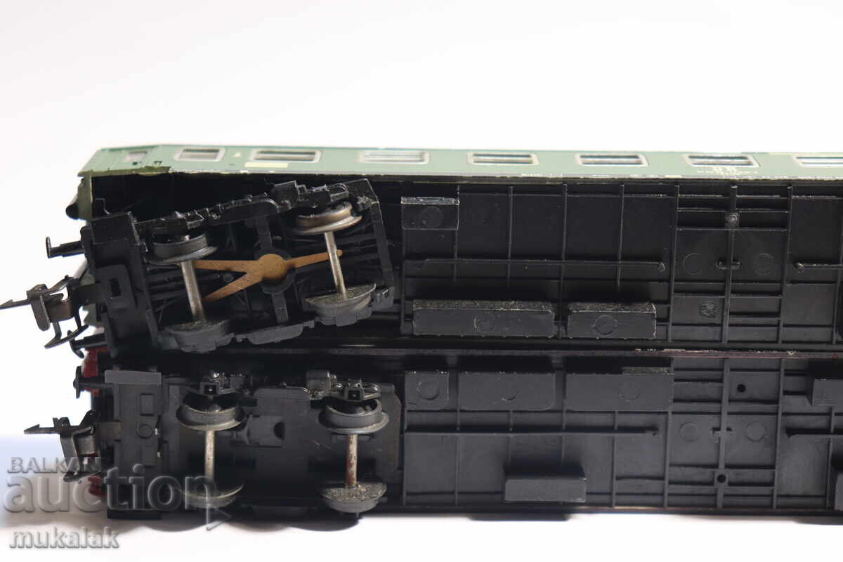 TT 1/120 ЛОКОМОТИВ ВАГОН ВЛАК ВЛАКЧЕ ЖП ЛОТ 2 БР. - 7 TT 1/120 ЛОКОМОТИВ ВАГОН ВЛАК ВЛАКЧЕ ЖП ЛОТ 2 БР. - 7