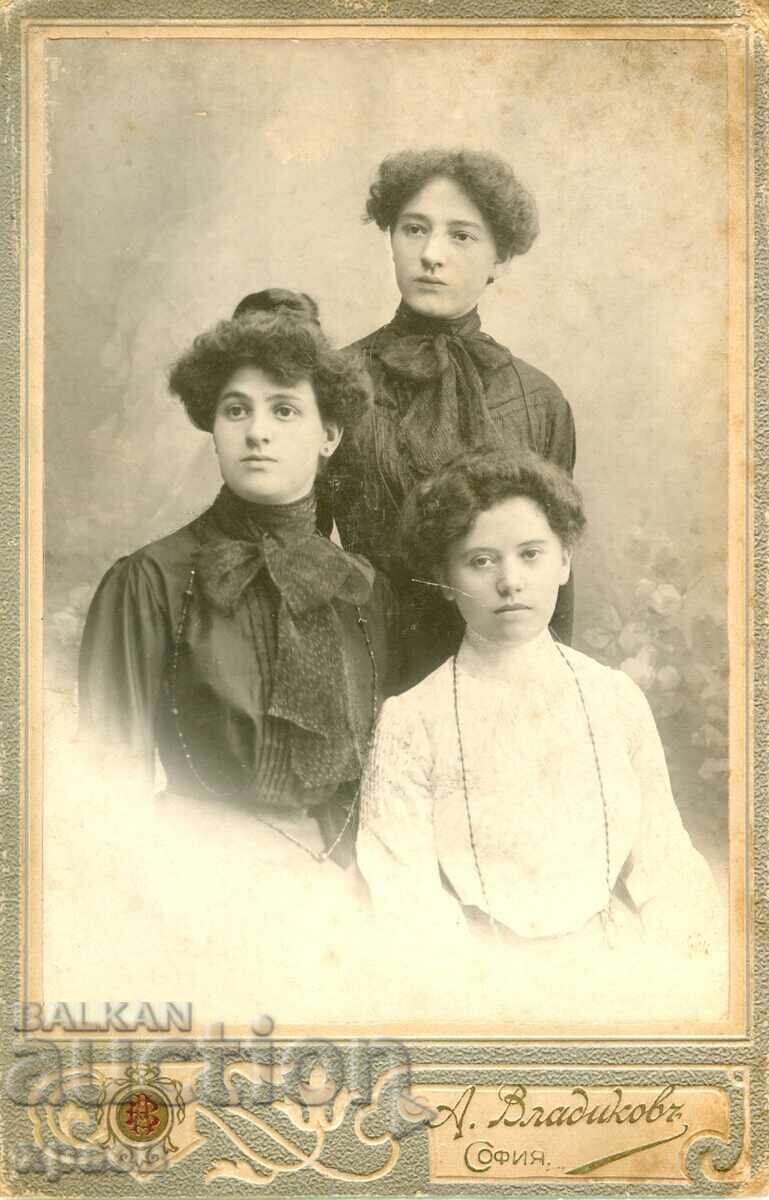 OLD PHOTOGRAPH - CARDBOARD - A. VLADIKOV – SOFIA - 0312