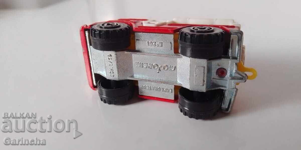 Παράδοση Majorette 1/64