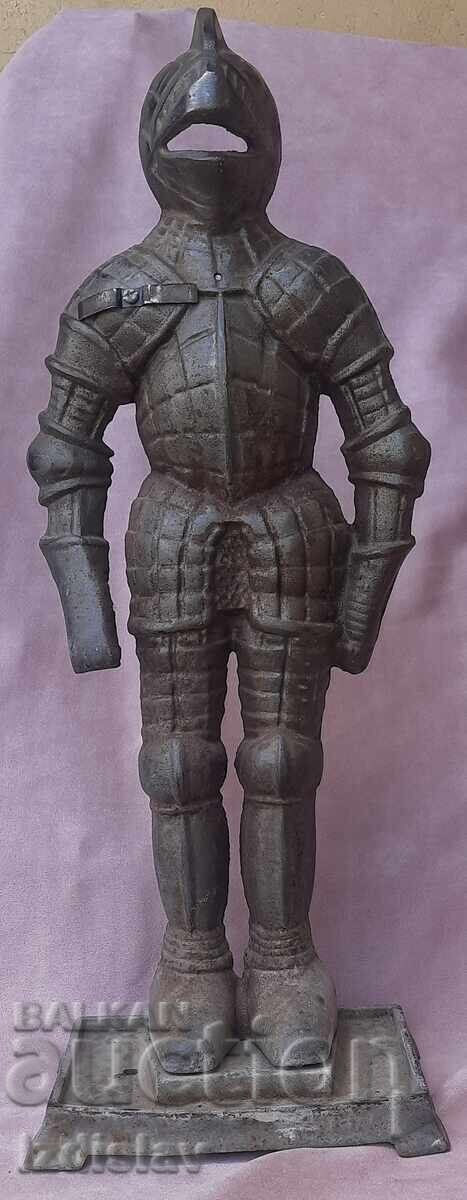 Suport de șemineu din fontă vechi, armură de cavaler - 6