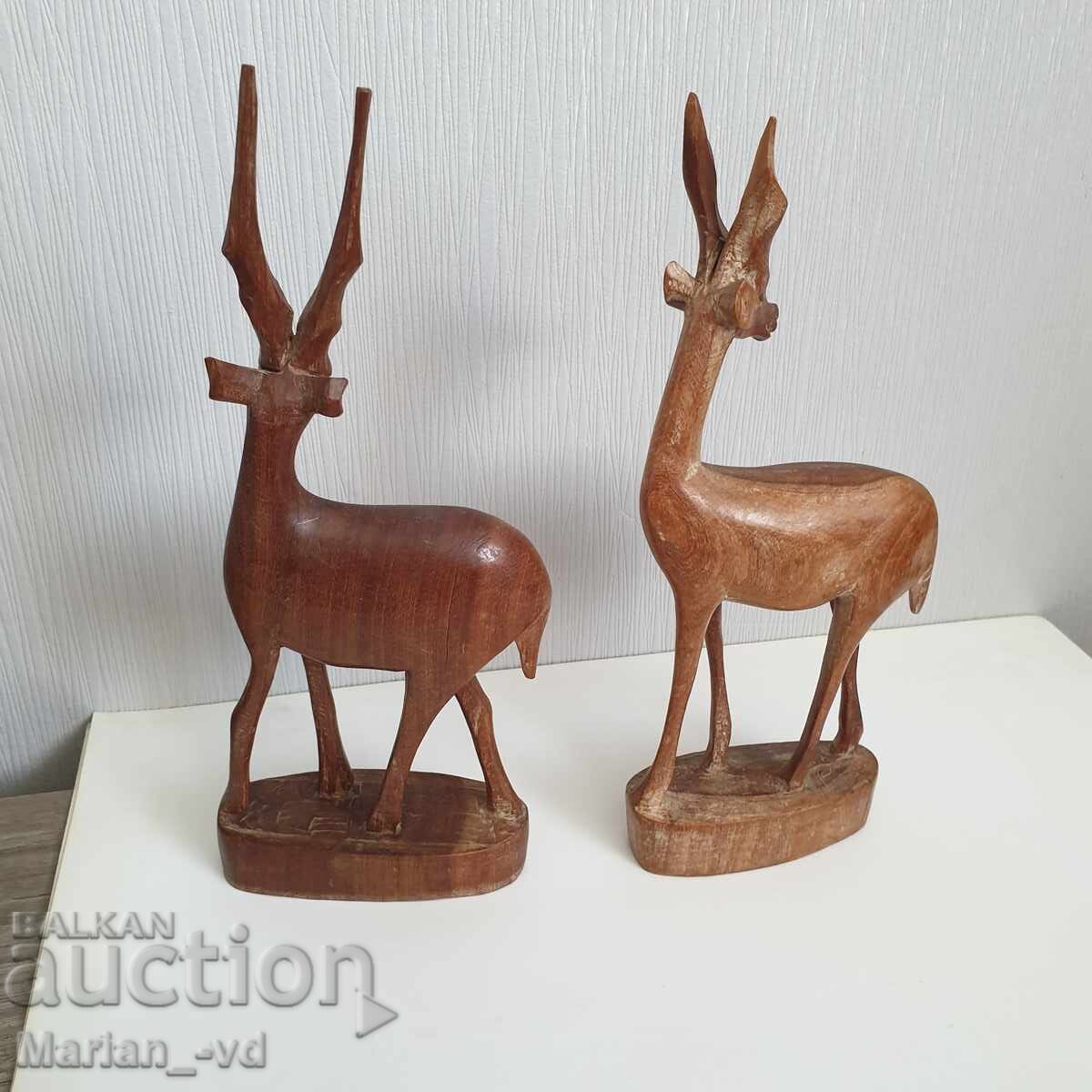 Παλιά ξύλινα αγάλματα ελαφιών με τιμή 50.00 BGN | € 25.56