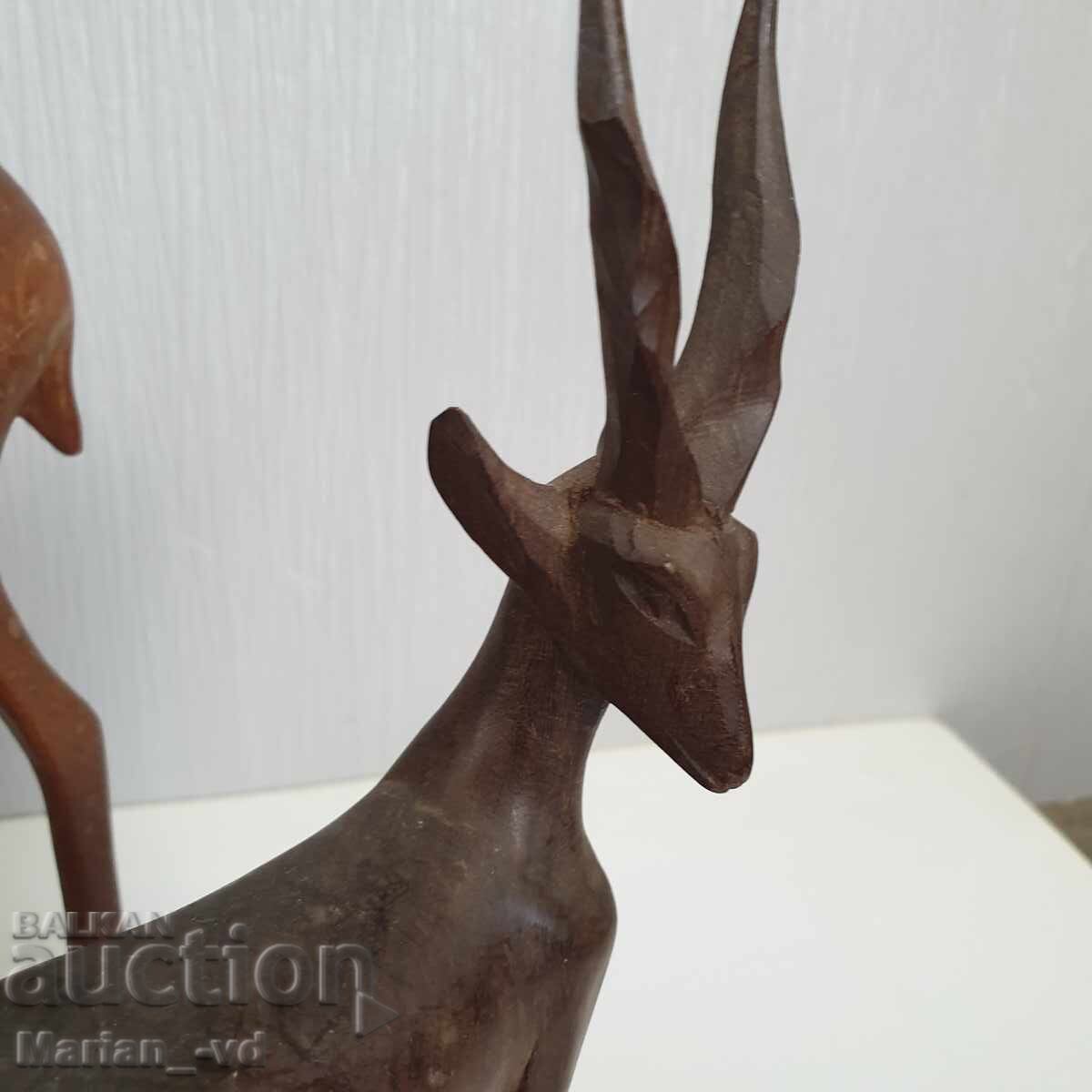 Old wooden deer figures - 6