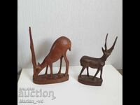 Figurine vechi din lemn de cerbi