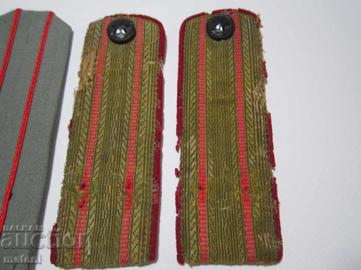 Παράδοση ΠΑΛΑΙΑ ΣΤΡΑΤΙΩΤΙΚΑ ΕΠΩΜΙΔΙΑ