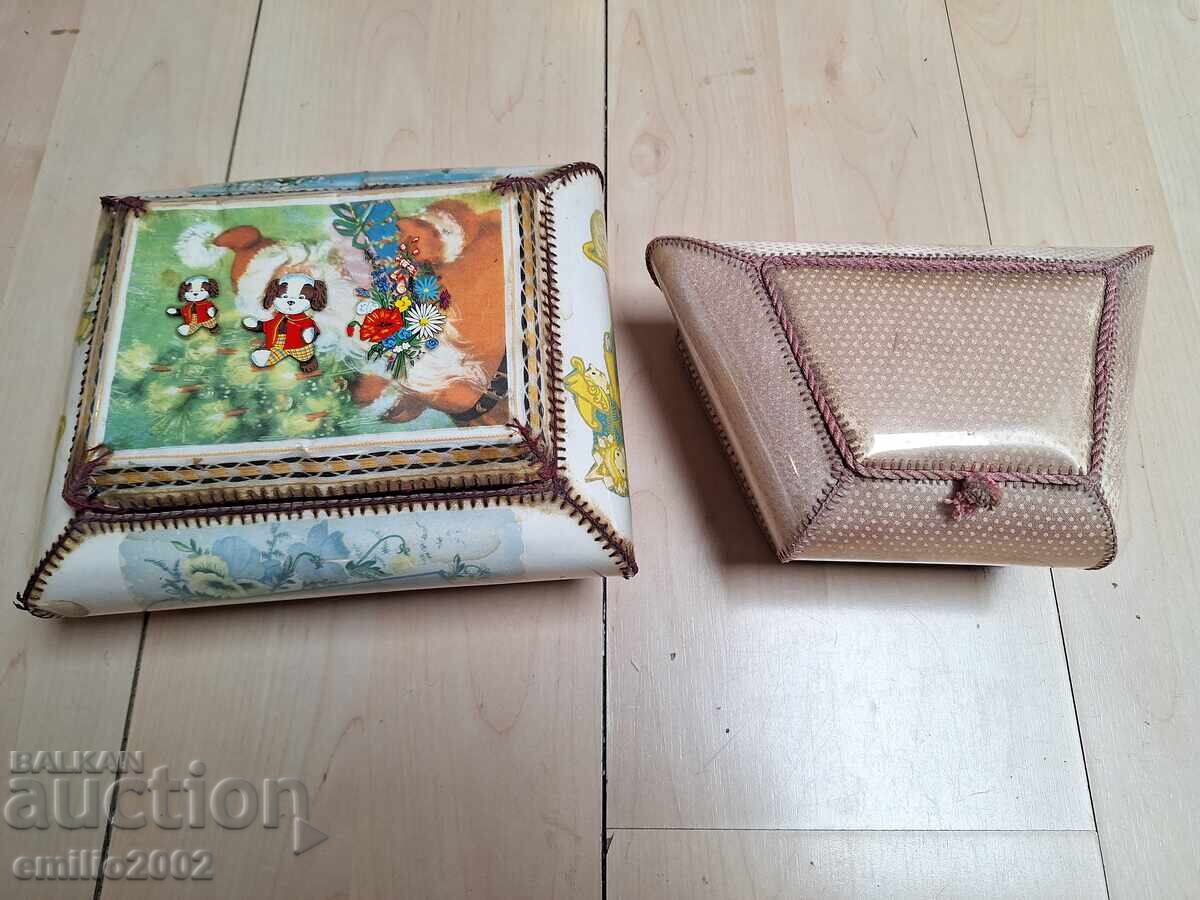 Ρετρό παναϊρικές κούτες