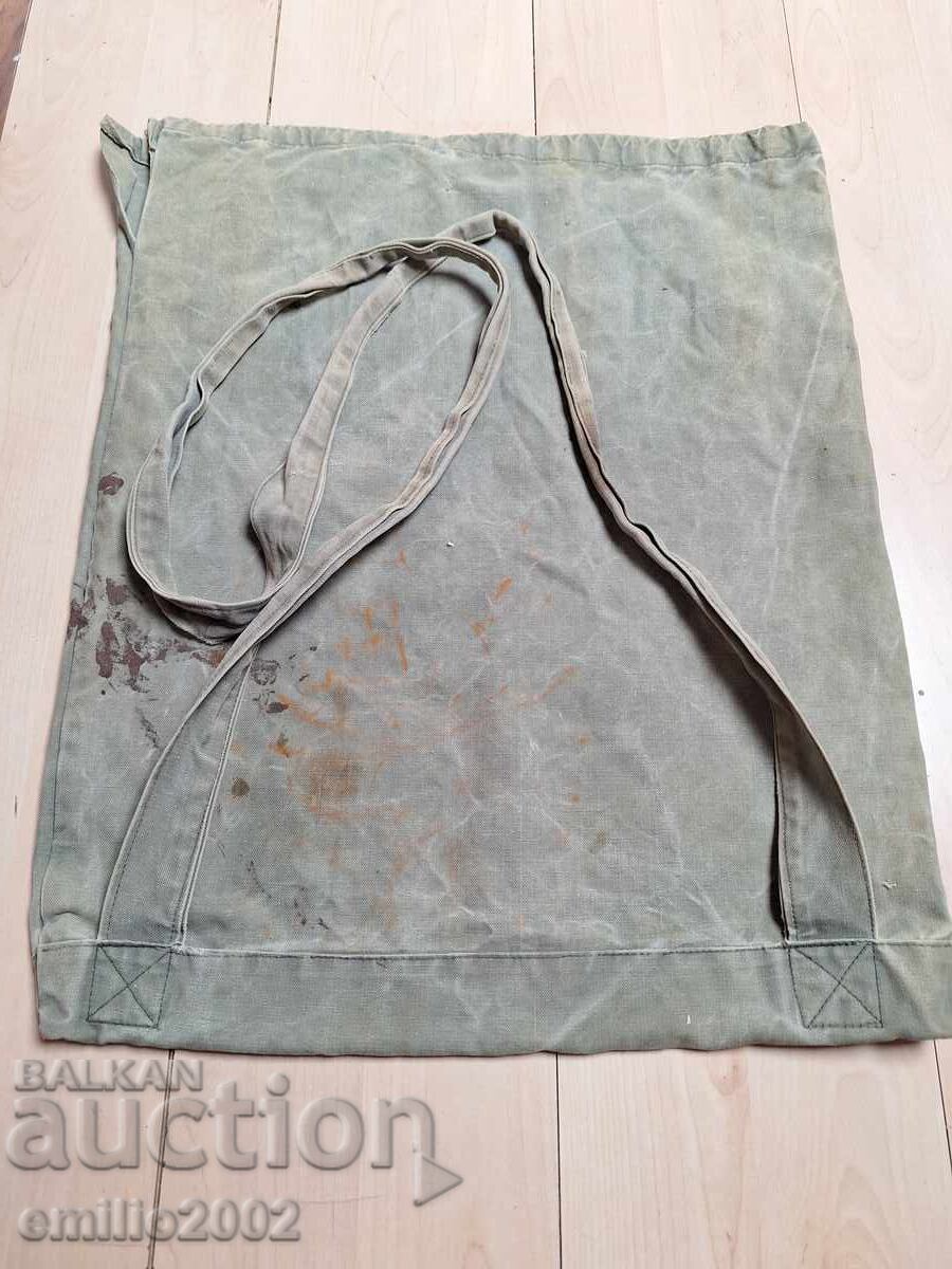 Военна мешка с цена 4.00 лв. | € 2.05