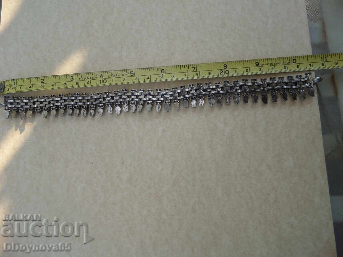 Bijuterii vechi cu preț 19.00 BGN | € 9.71