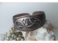 Antique bracelet with Niello