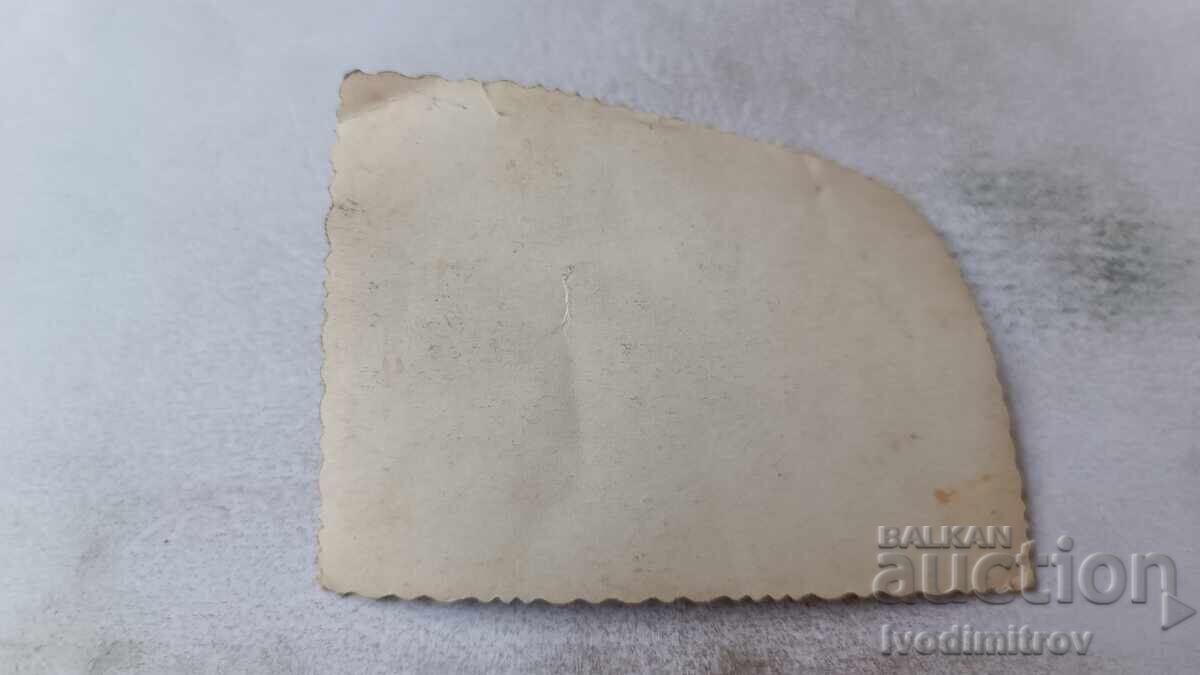 Fotografie Sofia Tineri și tinere în piață cu preț 1.85 BGN | € 0.95 Fotografie Sofia Tineri și tinere în piață cu preț 1.85 BGN | € 0.95