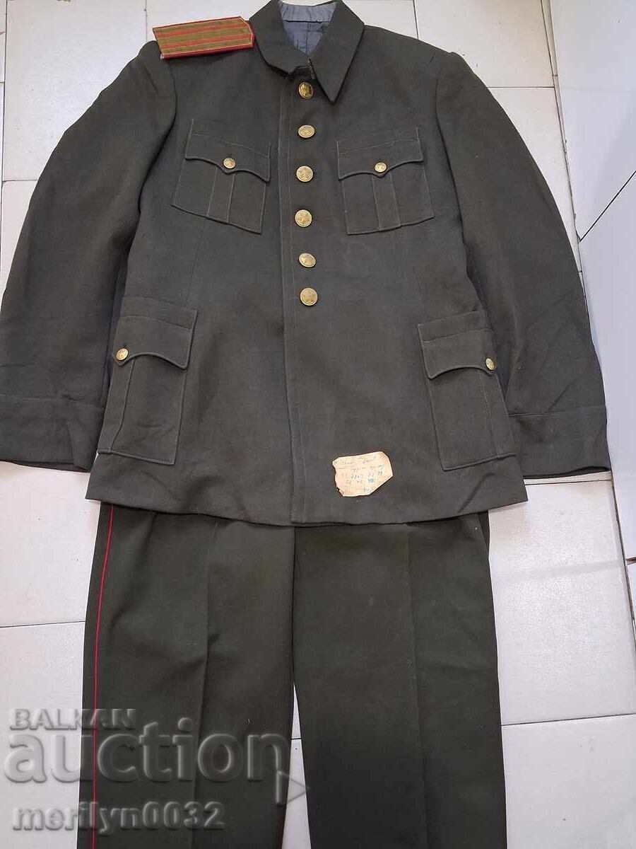 Офицерска зимна ежедневна униформа 50-те год БНА