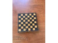 CUTIE DE ȘAH DIN LEMN PIROGRAFAT