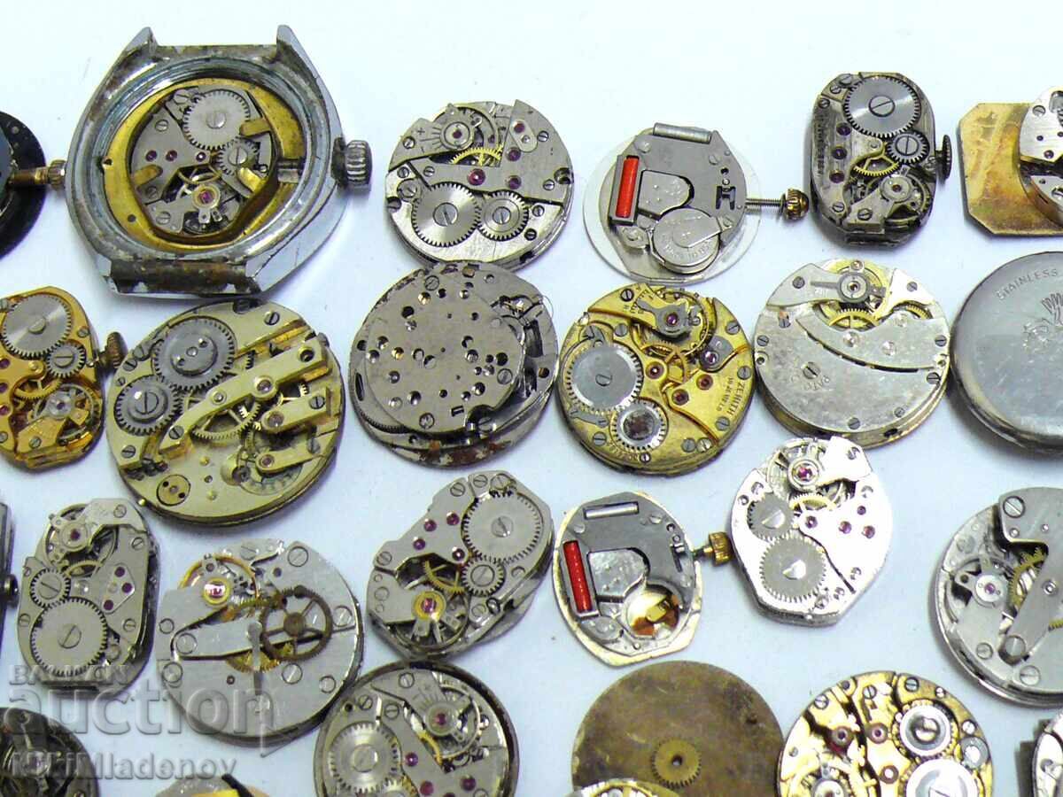 Лот Швейцарски Дамски механизми ZENITH, CORNAVIN и други - 7 Лот Швейцарски Дамски механизми ZENITH, CORNAVIN и други - 7