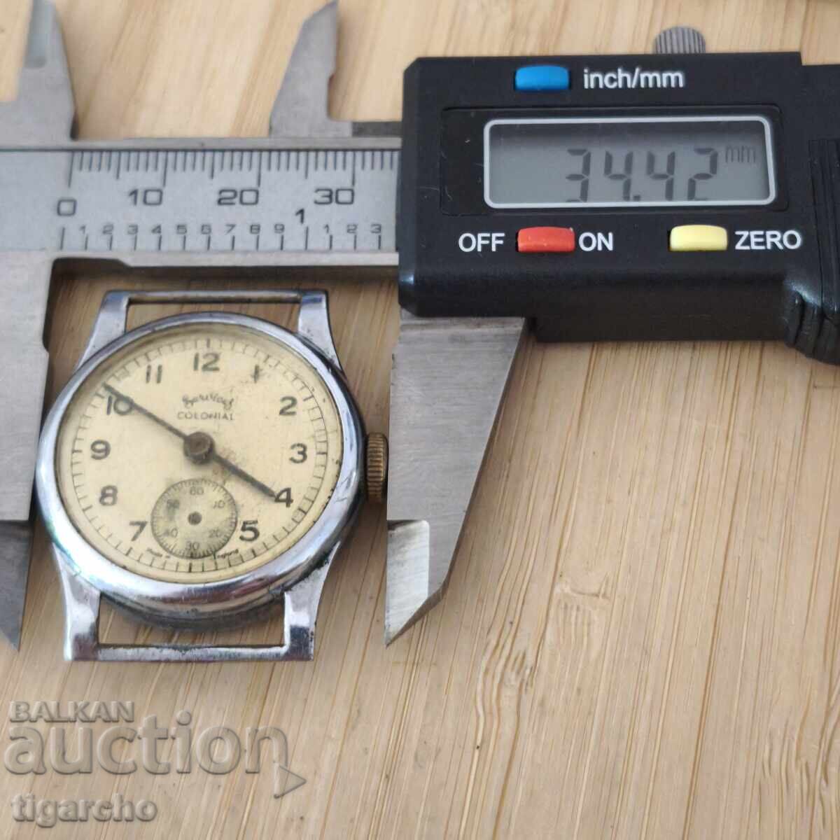 Часовник Colonial с цена 70.00 лв. | € 35.79