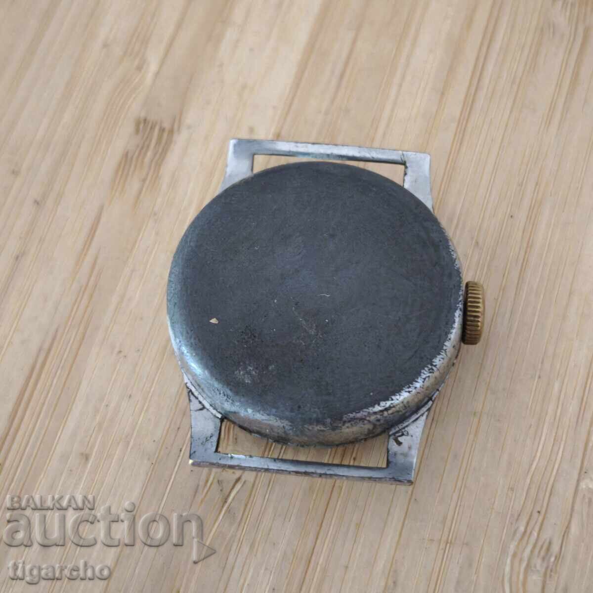 Аукцион Часовник Colonial