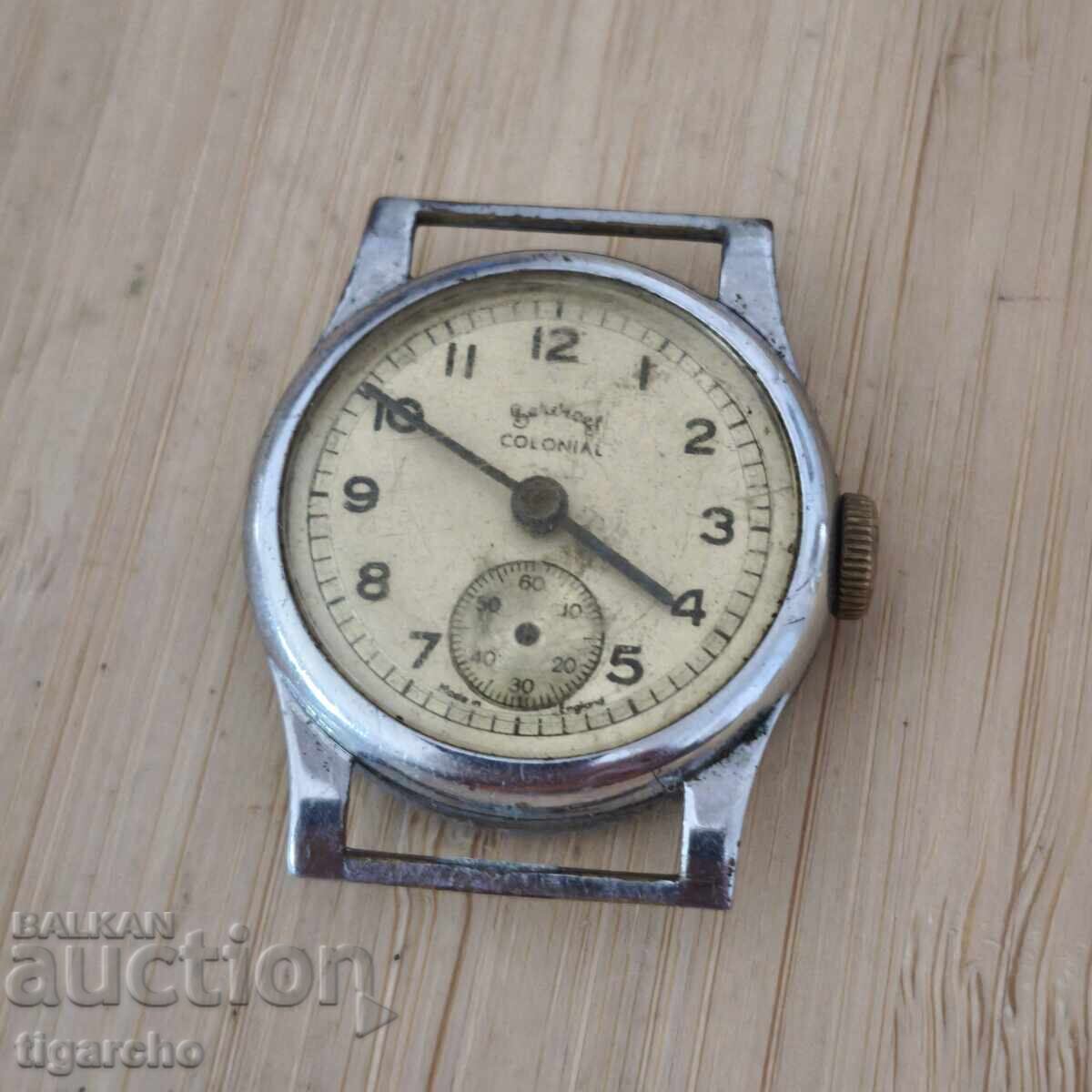 Часовник Colonial