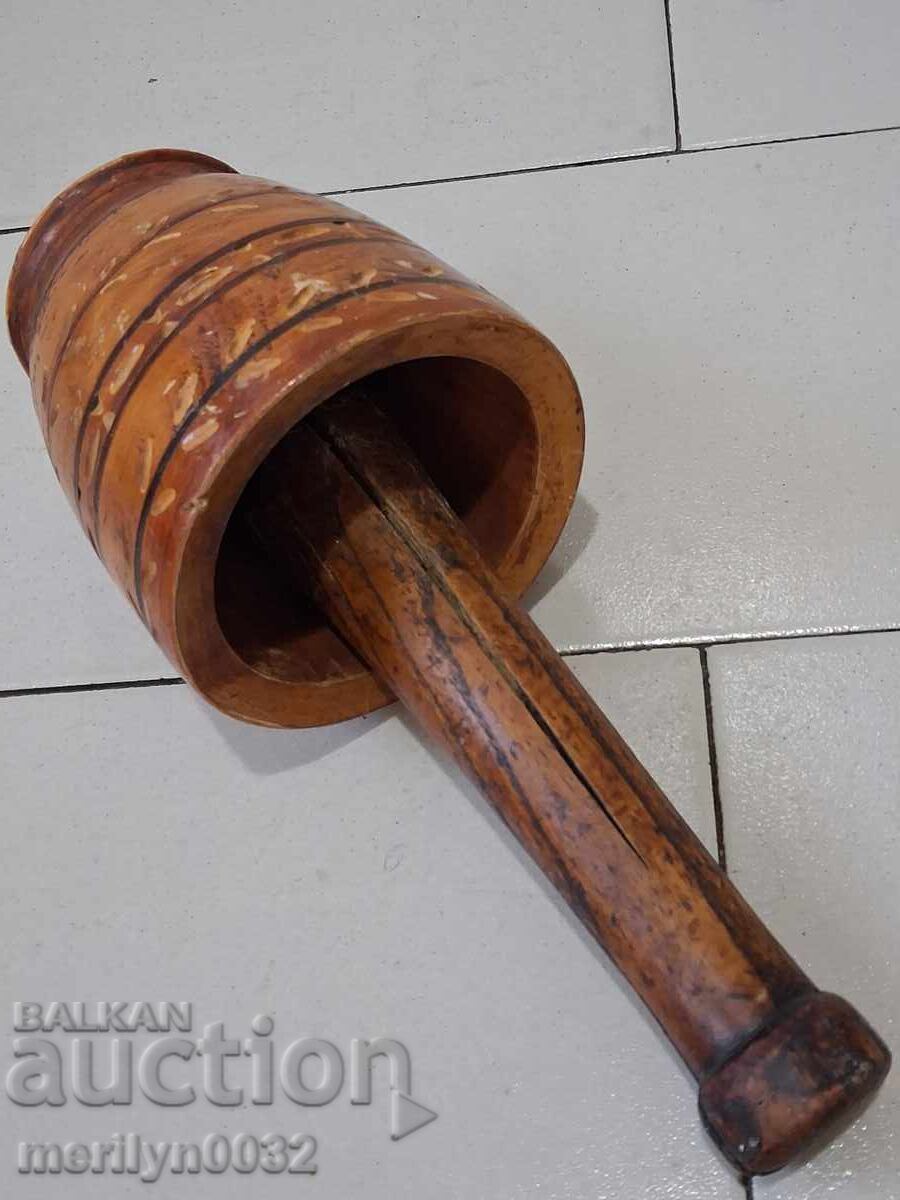 Аукцион Стар дървен хаван с чукало, хаванче, чутора, дървения Аукцион Стар дървен хаван с чукало, хаванче, чутора, дървения