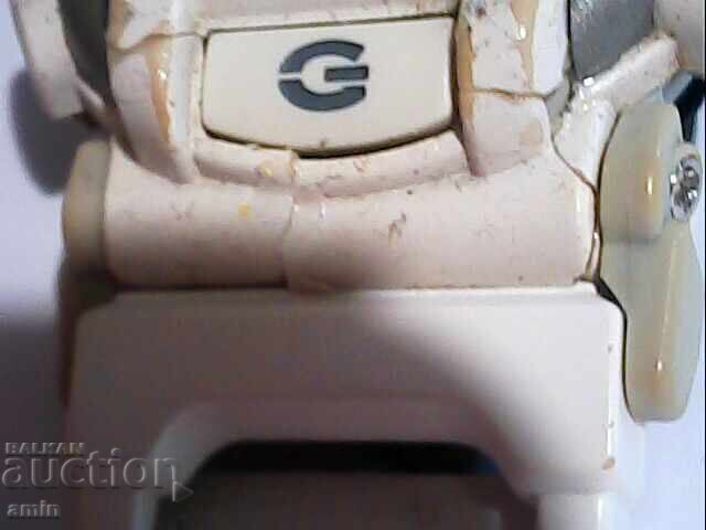 Ceas Casio G-Shock, funcționează, fără baterie cu preț € 5.00 | 9.78 BGN