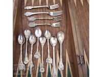 Colecție de furculițe și lingurițe