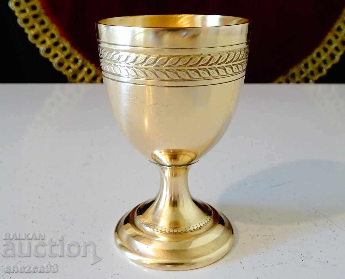 Δημοπρασία Χάλκινο φλιτζάνι για ρακή, δάφνινο στεφάνι Δημοπρασία Χάλκινο φλιτζάνι για ρακή, δάφνινο στεφάνι