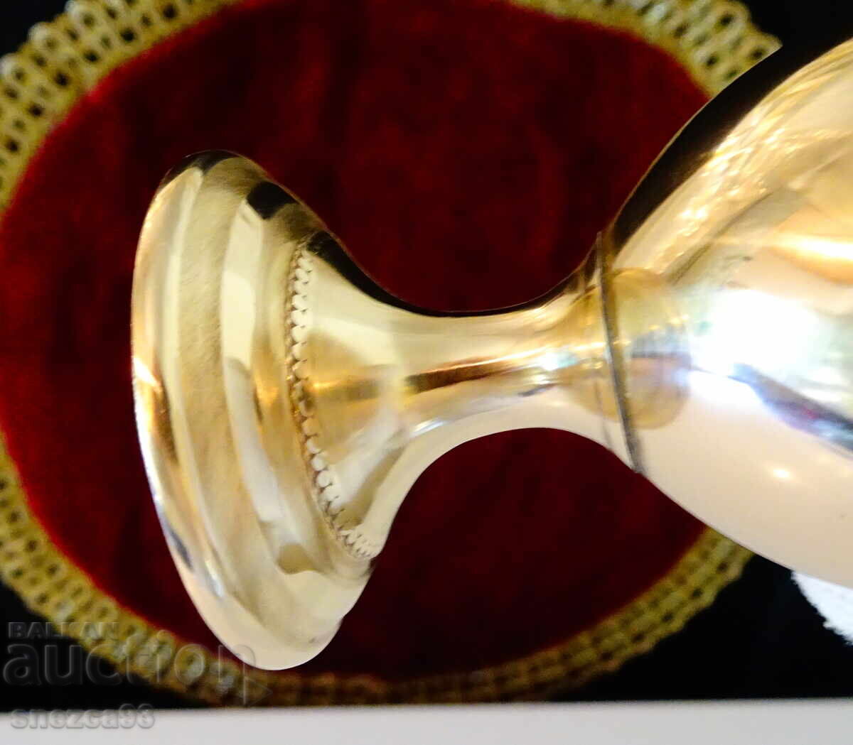 Παράδοση Χάλκινο φλιτζάνι για ρακή, δάφνινο στεφάνι Παράδοση Χάλκινο φλιτζάνι για ρακή, δάφνινο στεφάνι