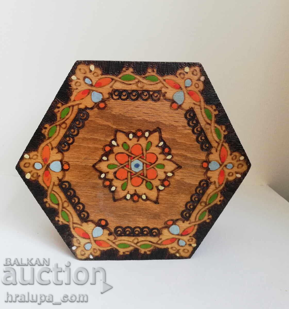 Δημοπρασία Ξύλινο κουτί κοσμημάτων