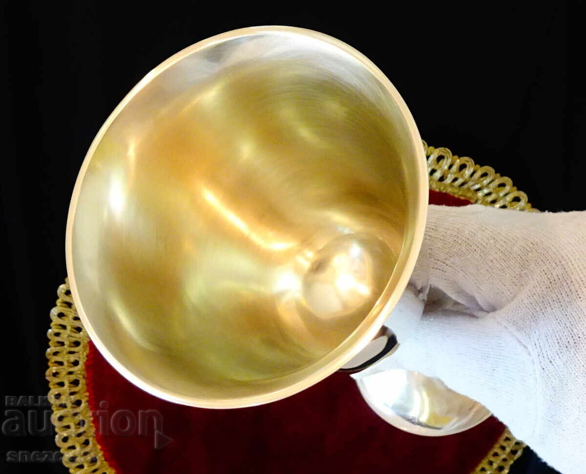 Licitație Pahar de bronz, cupă de vin 19 cm, 250 ml Licitație Pahar de bronz, cupă de vin 19 cm, 250 ml