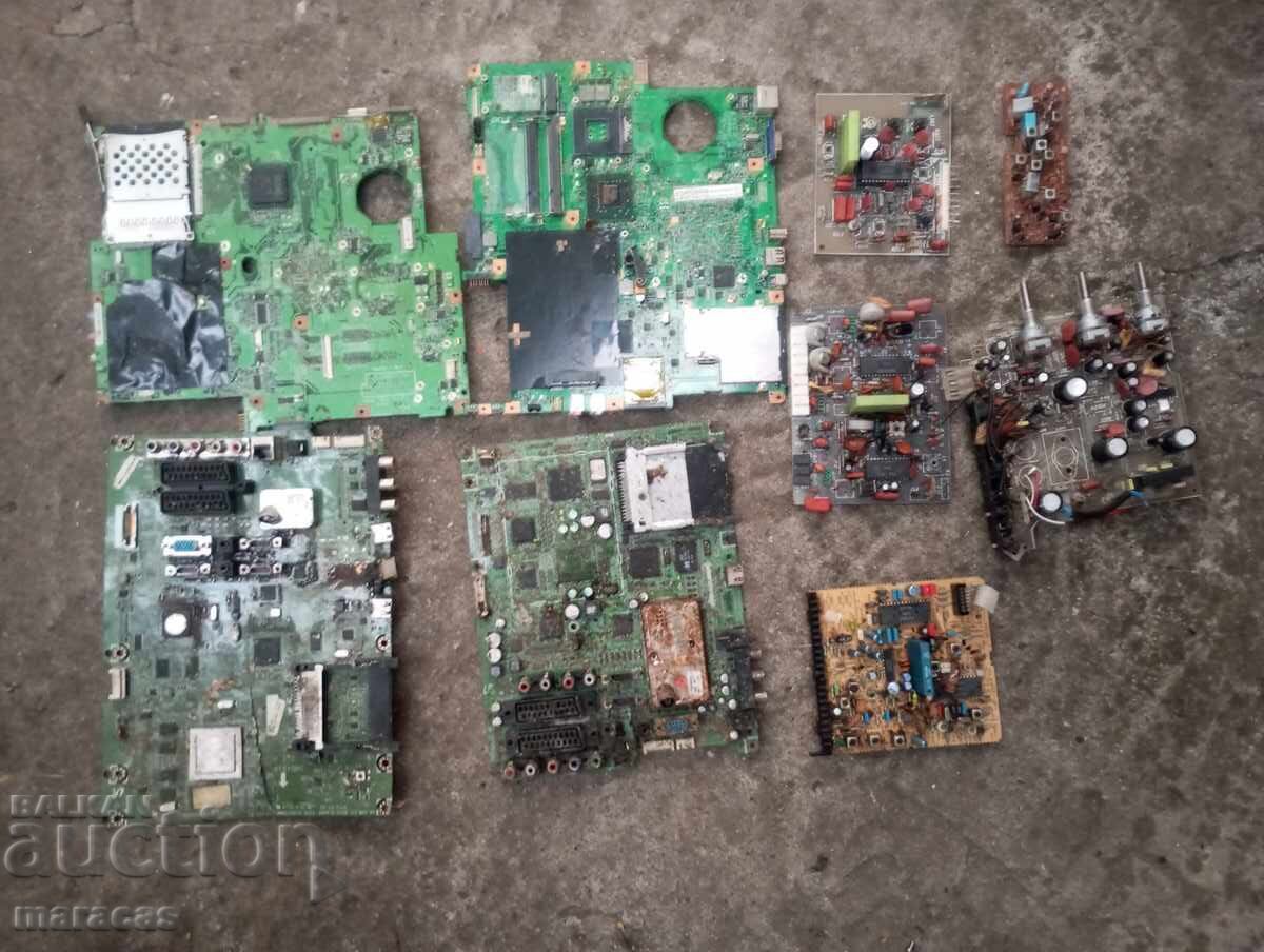 Deșeuri electronice cu preț € 22.50 | 44.01 BGN Deșeuri electronice cu preț € 22.50 | 44.01 BGN