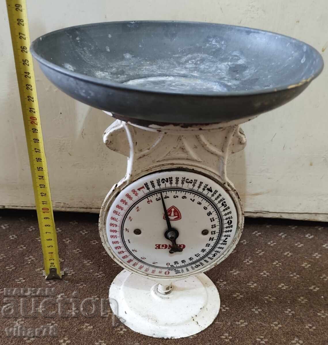 Old scales - 30s with price 135.99 BGN | € 69.53