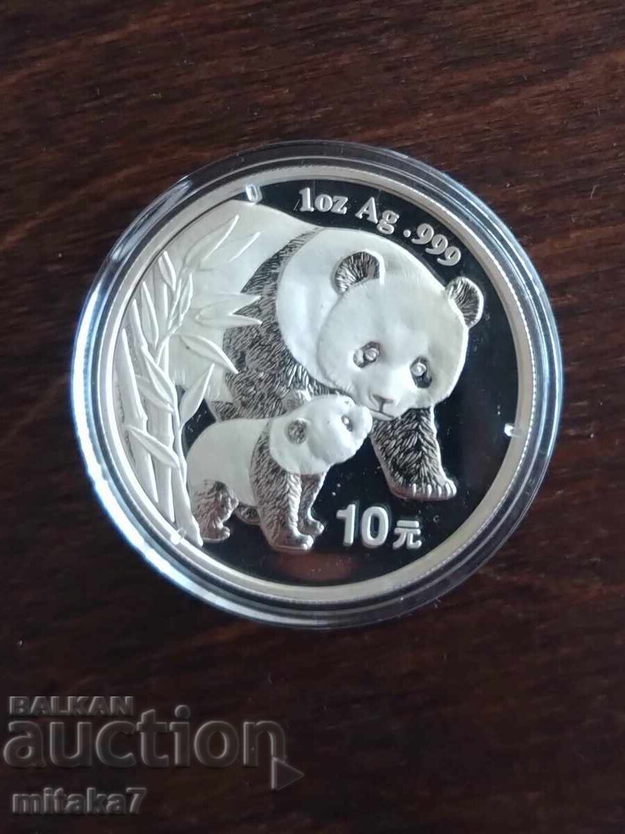 Monedă de argint "Panda chineză", 1oz, 2004