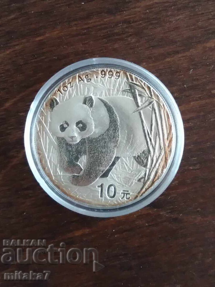Monedă de argint "Panda chineză", 1oz, 2001