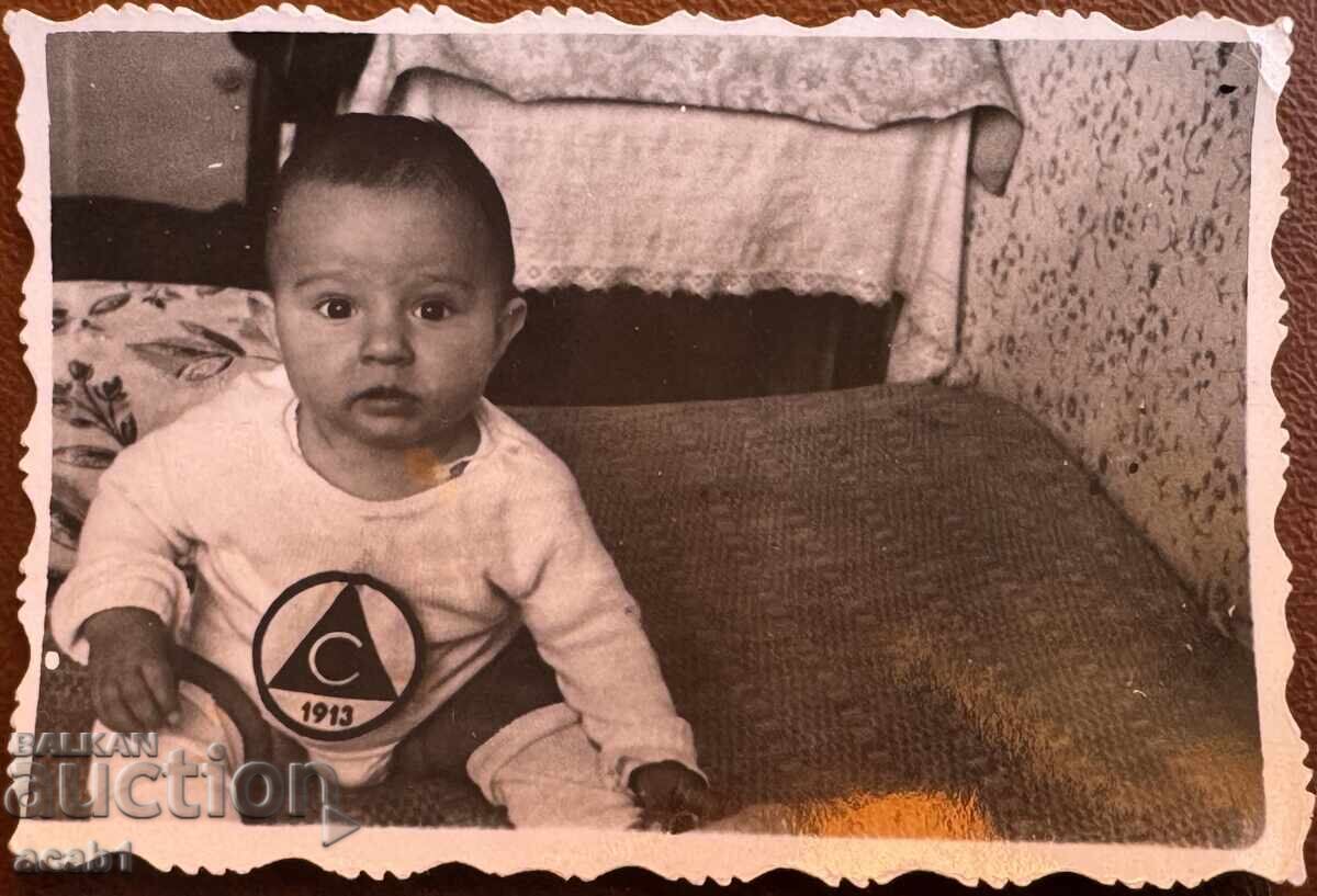 Μωρό με ρούχο της "Σλάβια" Μωρό με ρούχο της "Σλάβια"