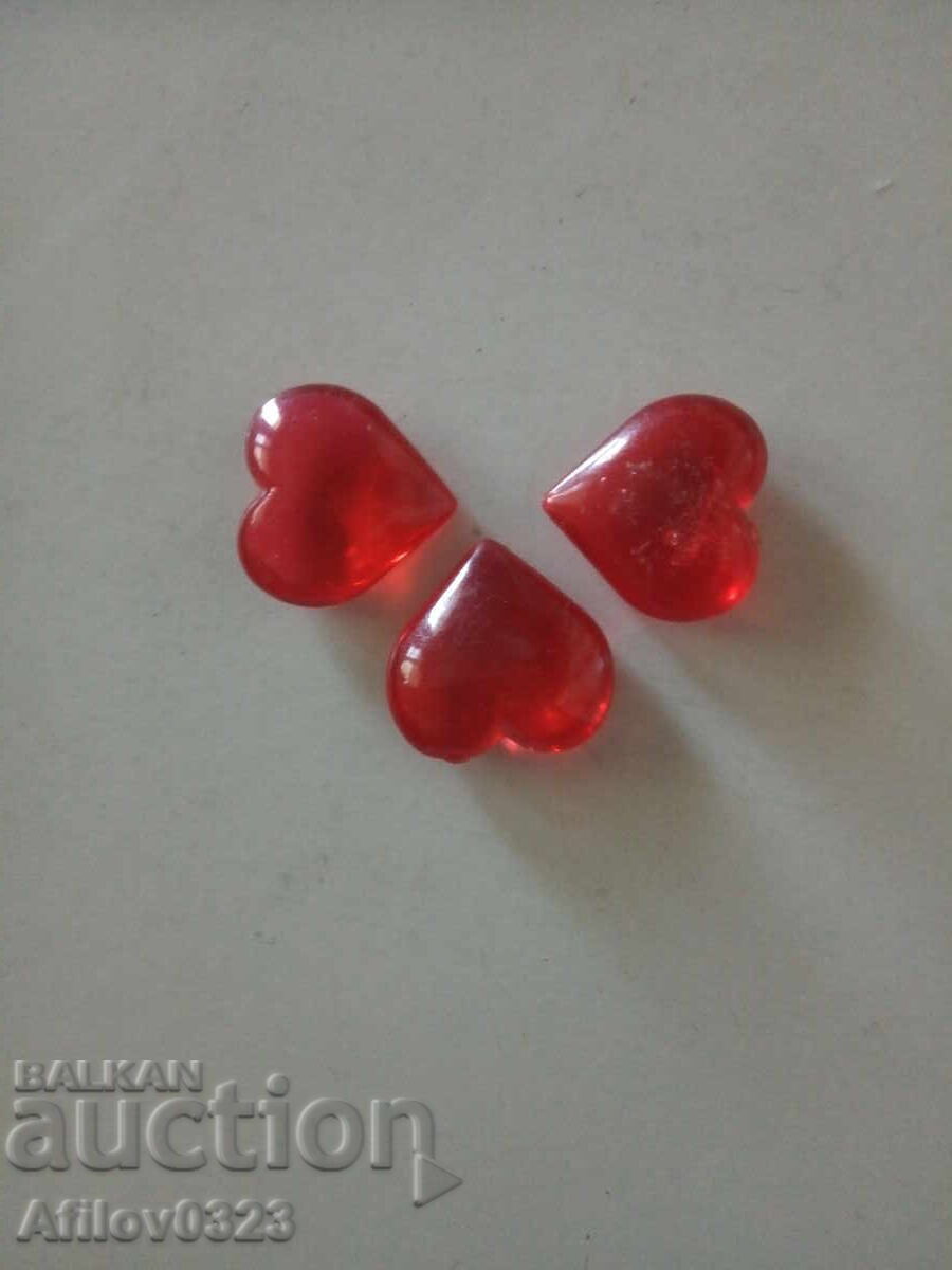 Trei inimi. Trei inimi.