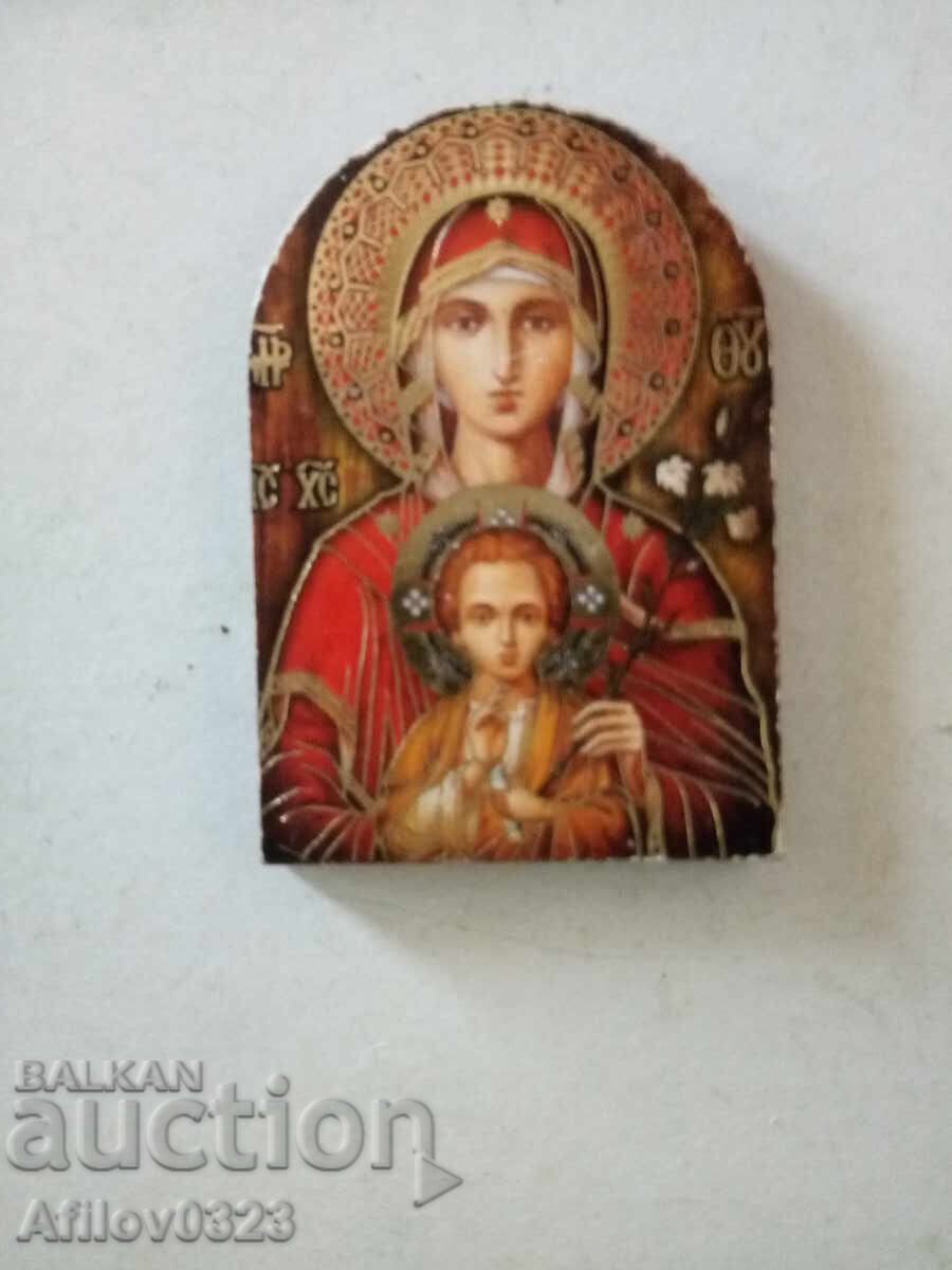 Mica icoană din lemn a Maicii Domnului cu Pruncul Mica icoană din lemn a Maicii Domnului cu Pruncul