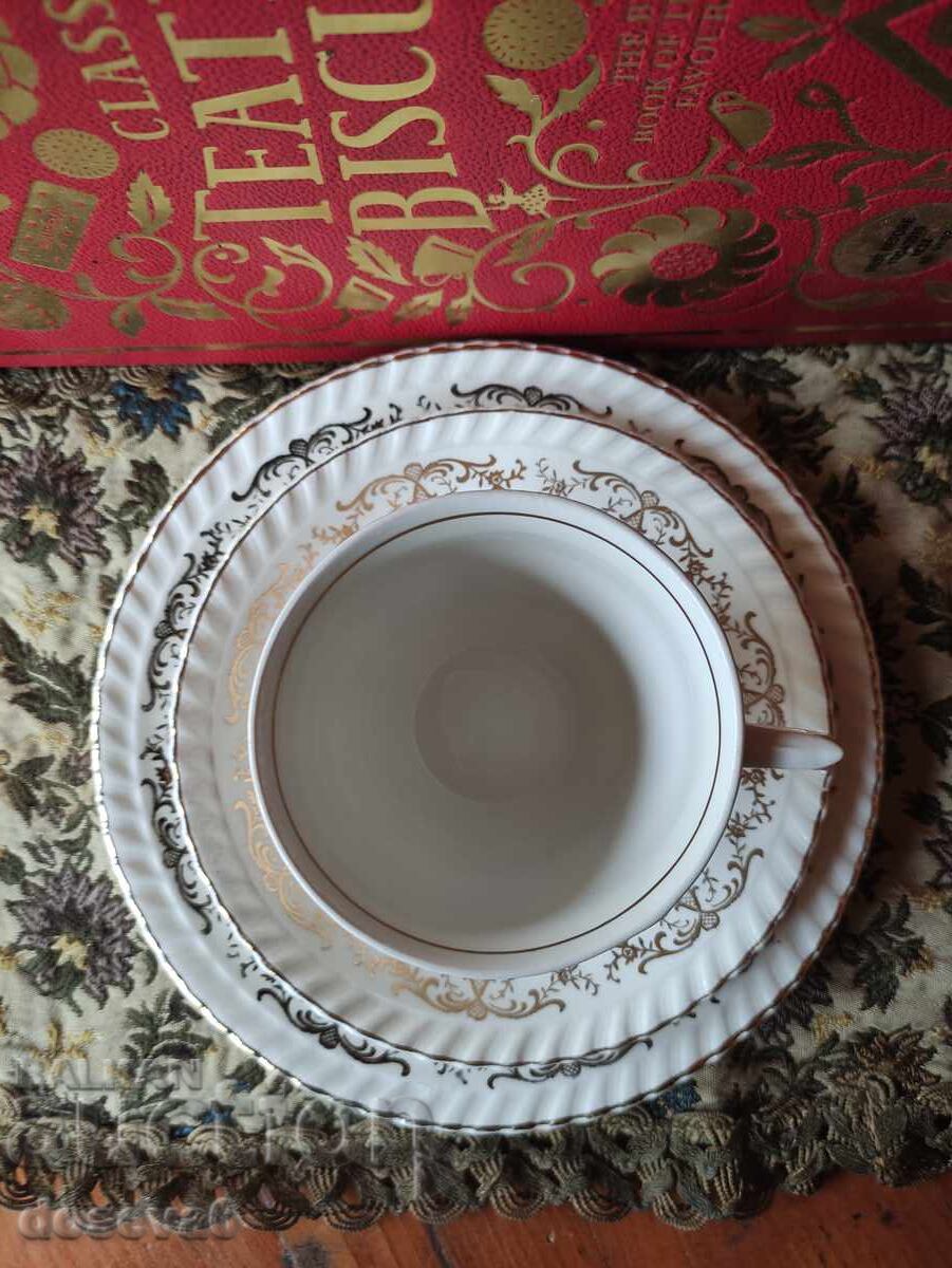 STAFFS TEASET CO. LTD. PLEX ST. POTTERY TUNSTALL με τιμή 10.00 BGN | € 5.11