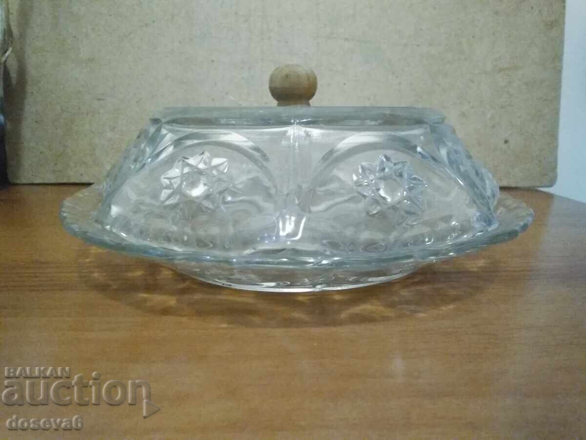 съд за бонбони,ядки, сладки