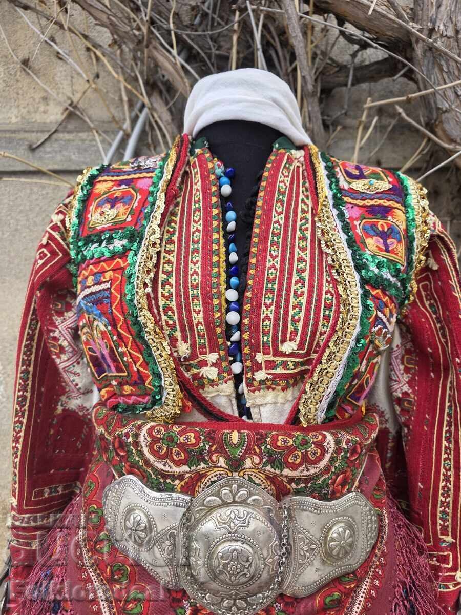 Kompleten Miјachki nevestinski nosii od Oreshјe, Papradish·te cu preț € 2500.00 | 4889.58 BGN