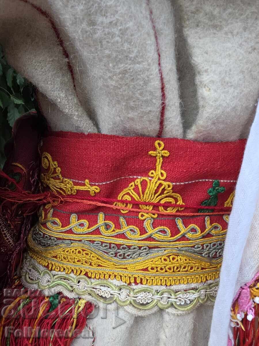 Kompleten Miјachki nevestinski nosii od Oreshјe, Papradish·te - 7 Kompleten Miјachki nevestinski nosii od Oreshјe, Papradish·te - 7